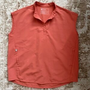 FIGS woman Sleeveless top